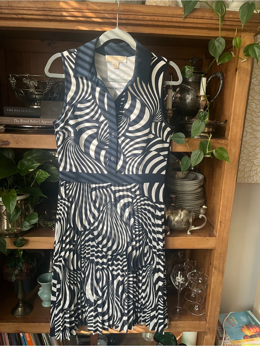 Michael Kors Navy and White Sleeveless Collared Midi Dress